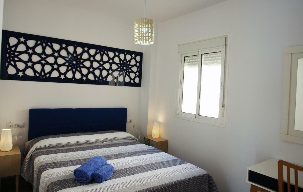 Apartamentos Costa De La Luz Playa Rota Exterior photo